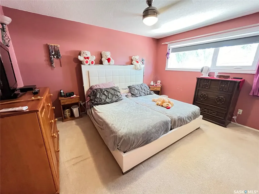 202 Hood Street Maple Creek SK S0N 1N0