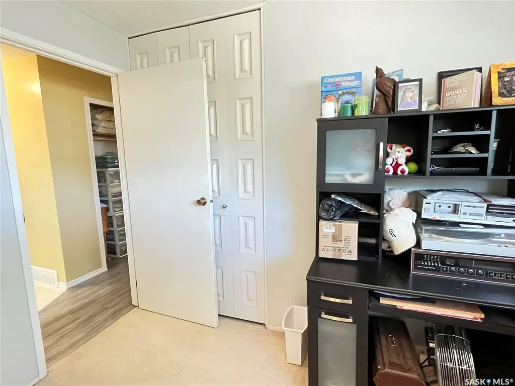 202 Hood Street Maple Creek SK S0N 1N0