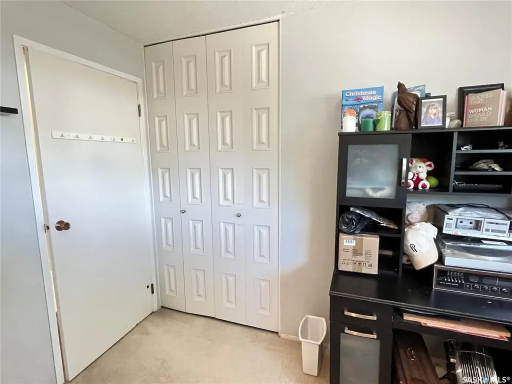 202 Hood Street Maple Creek SK S0N 1N0