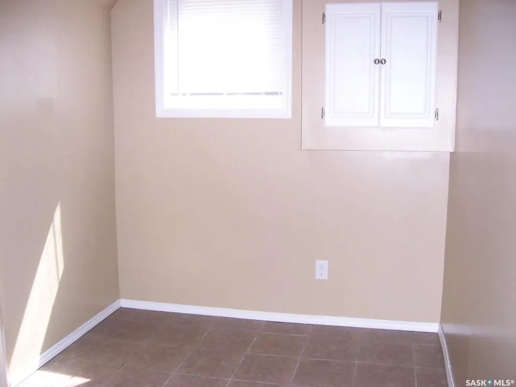 843 7th Street E Prince Albert SK S6V 6T3
