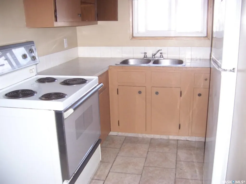 843 7th Street E Prince Albert SK S6V 6T3