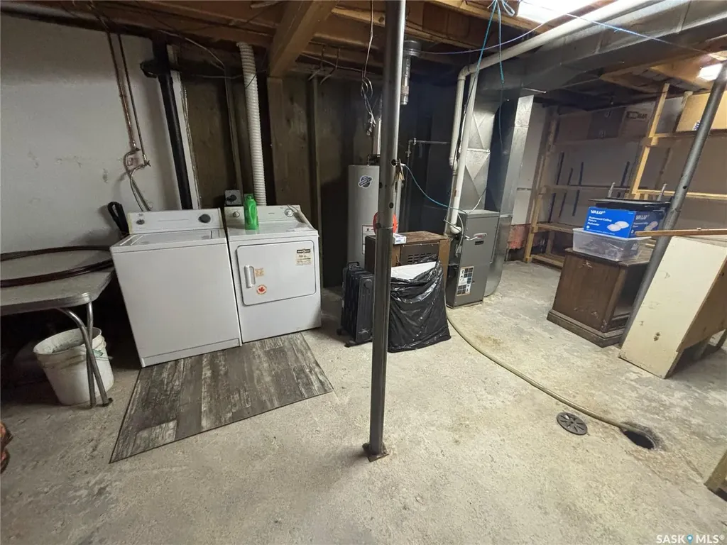 202 Dixon Avenue Kinistino SK S0J 1H0