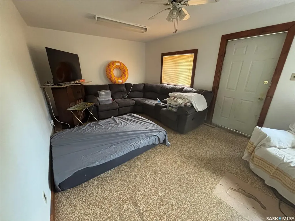 202 Dixon Avenue Kinistino SK S0J 1H0