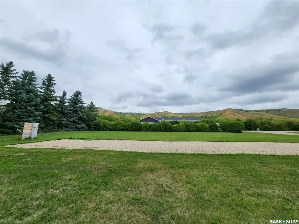 3 Willow Lane Round Lake SK S0G 3Y0