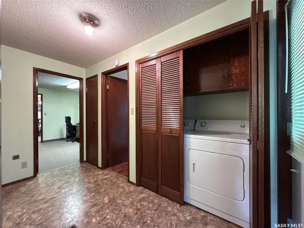 107 Centre Street Kincaid SK S0H 2J0