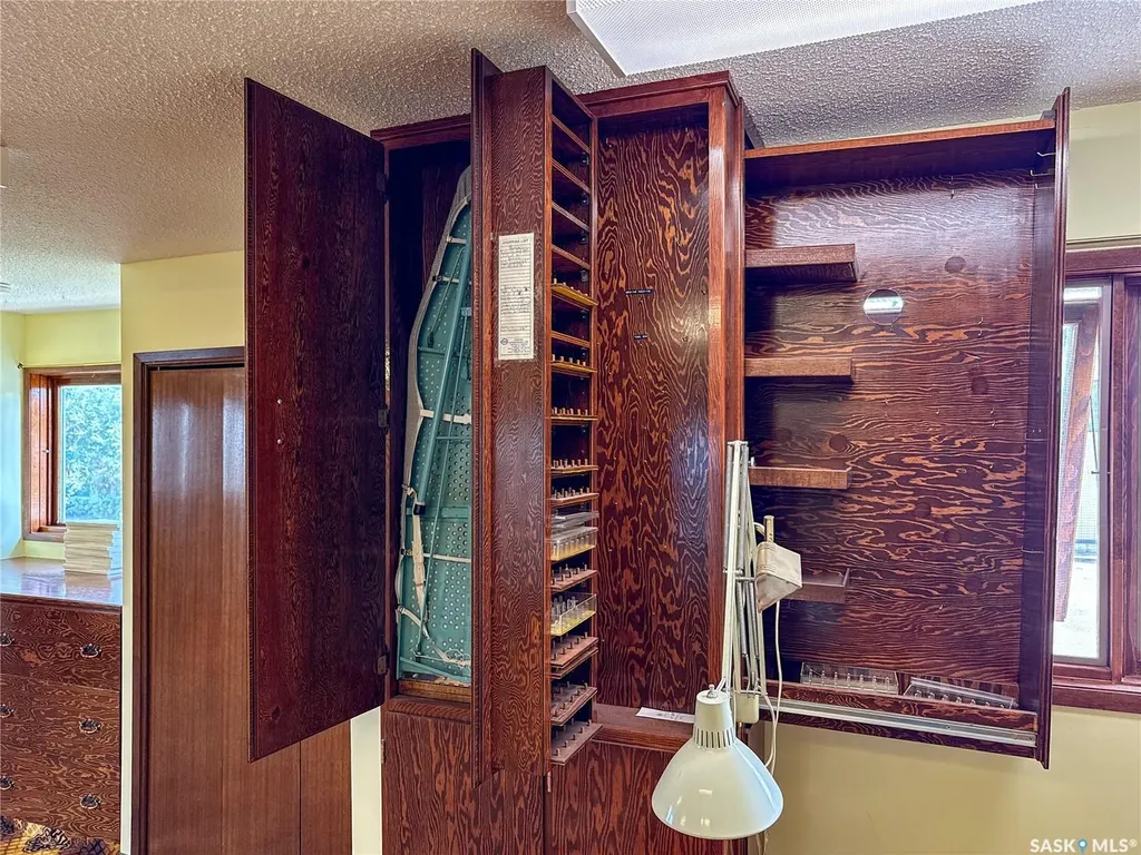 107 Centre Street Kincaid SK S0H 2J0