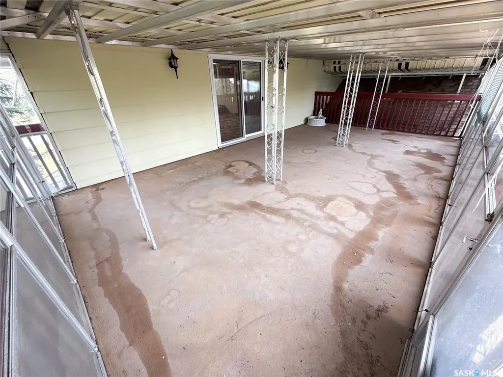 107 Centre Street Kincaid SK S0H 2J0