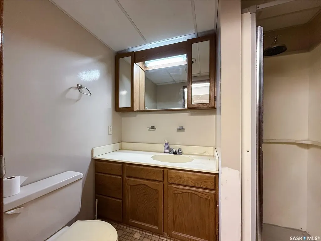 107 Centre Street Kincaid SK S0H 2J0