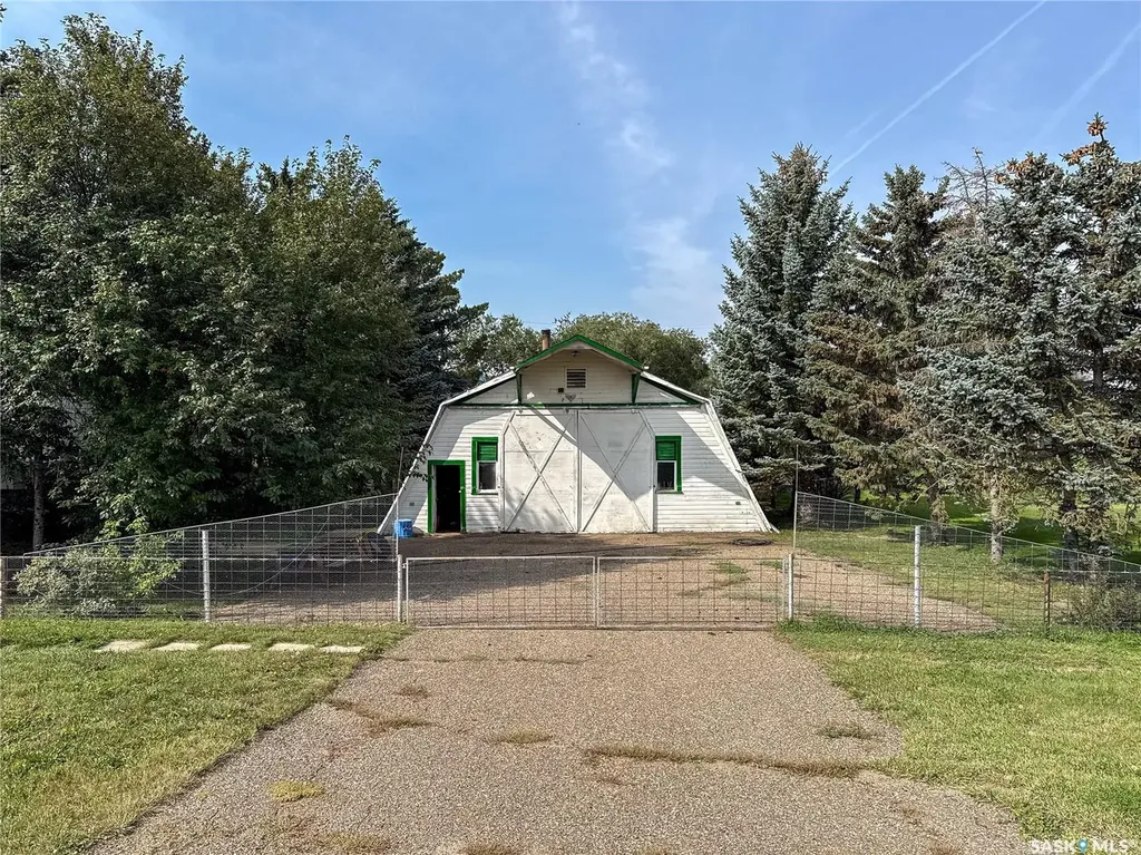 107 Centre Street Kincaid SK S0H 2J0