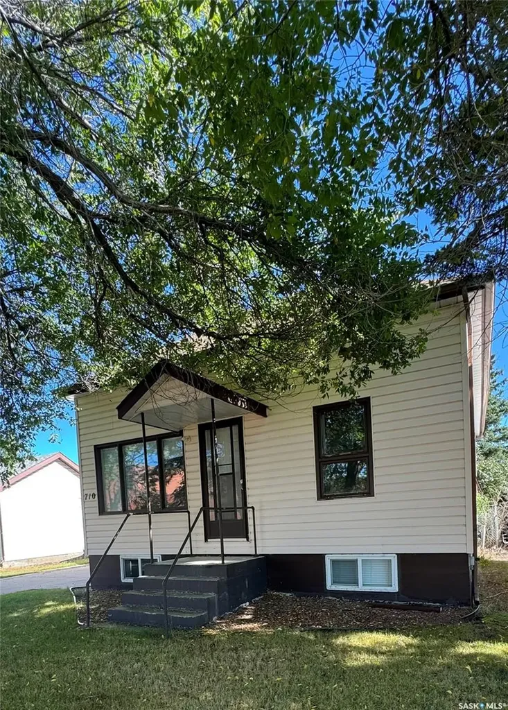710 Prince Street Hudson Bay SK S0E 0Y0