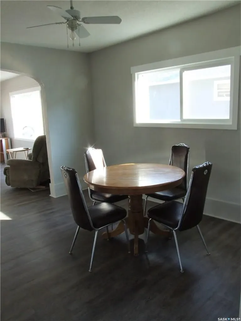 118 2nd Street W Leader SK S0N 1H0