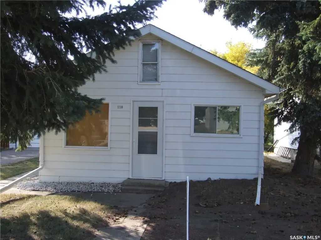 118 2nd Street W Leader SK S0N 1H0