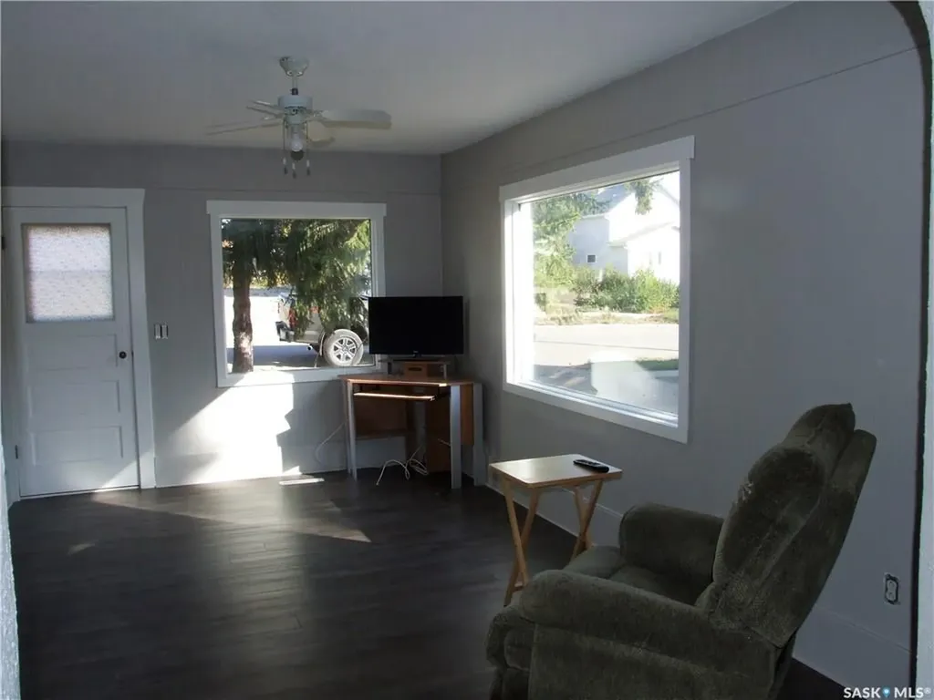 118 2nd Street W Leader SK S0N 1H0