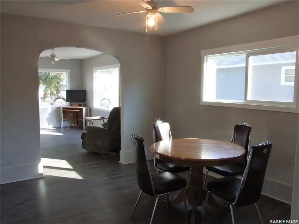 118 2nd Street W Leader SK S0N 1H0