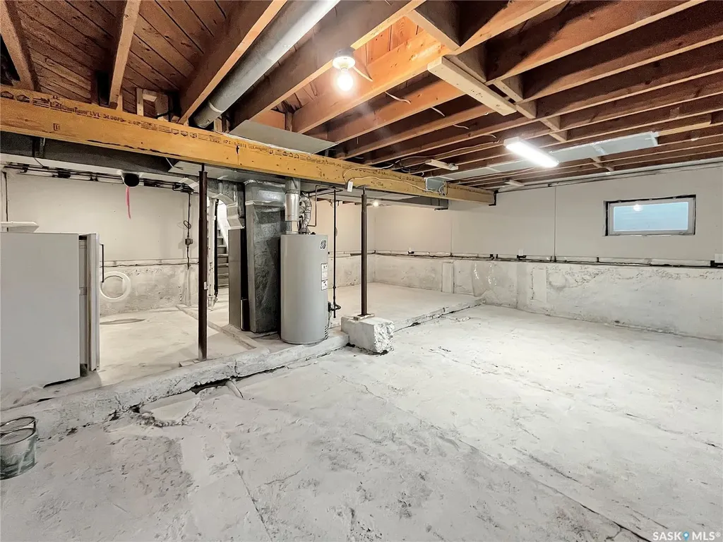 755 4th Street E Prince Albert SK S6V 0K4
