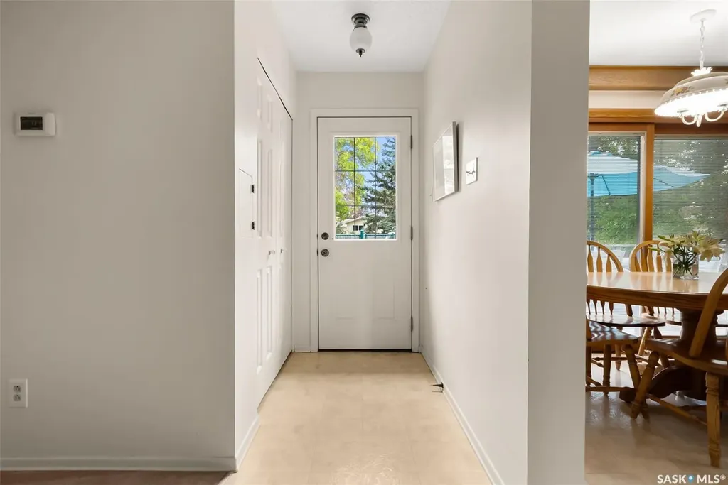 70 Lowry Place Regina SK S4S 6C7