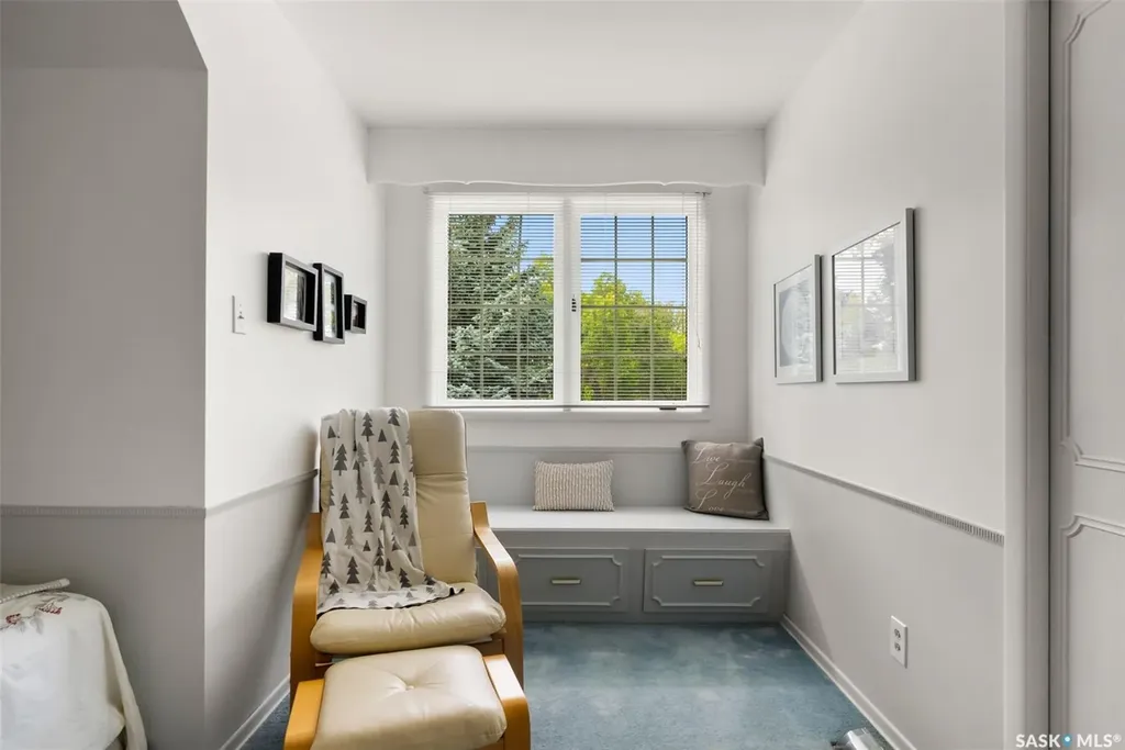 70 Lowry Place Regina SK S4S 6C7