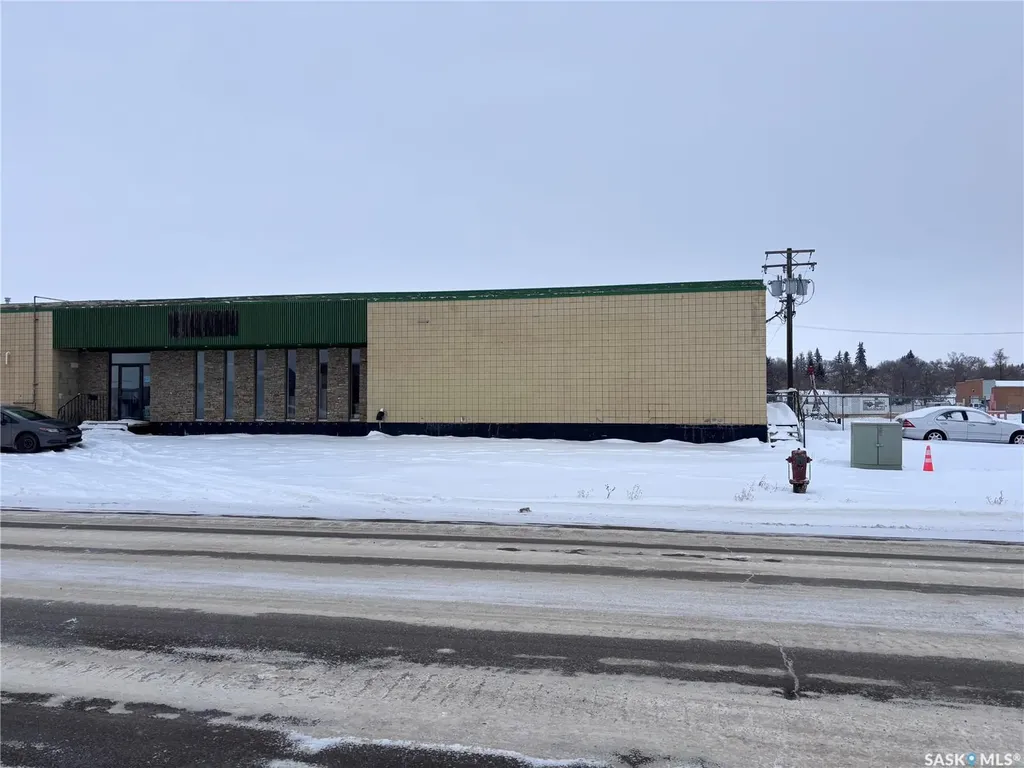 675 Cheadle Street W Swift Current SK S9H 0C1