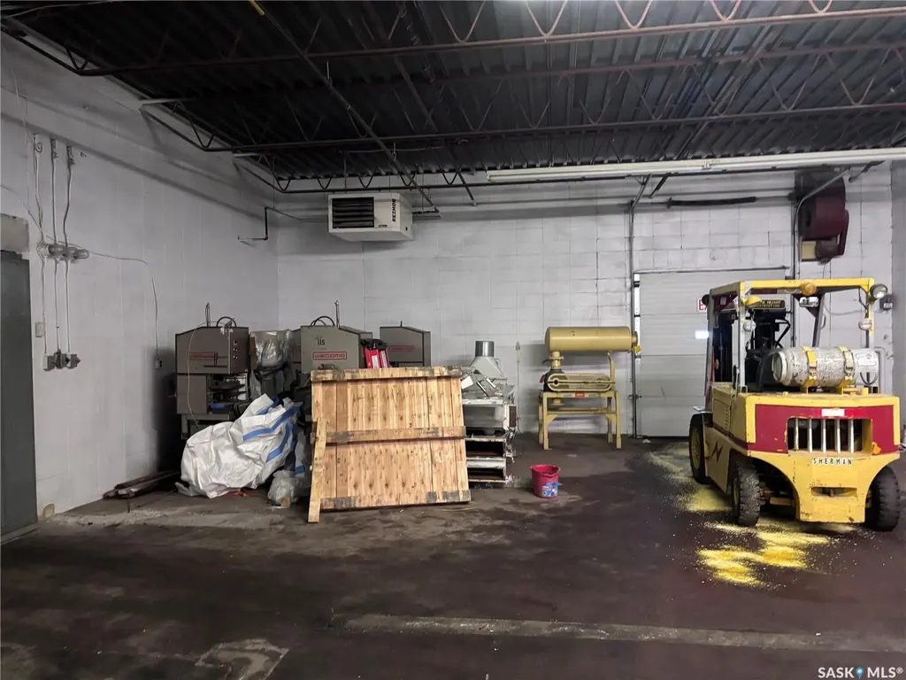 675 Cheadle Street W Swift Current SK S9H 0C1
