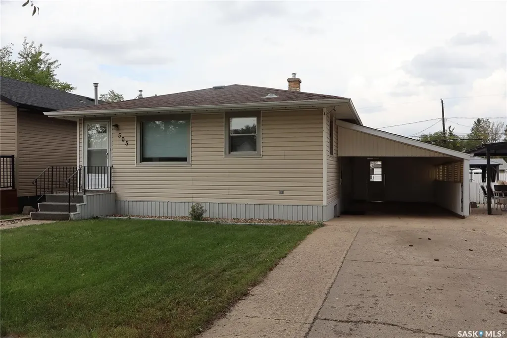505 3rd Avenue E Assiniboia SK S0H 0B0