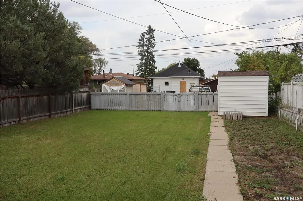 505 3rd Avenue E Assiniboia SK S0H 0B0