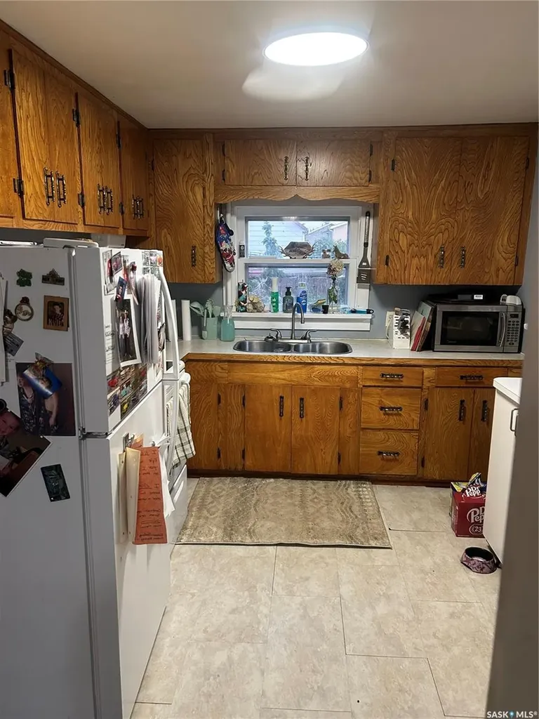 301 6th Street Alameda SK S0C 0A0