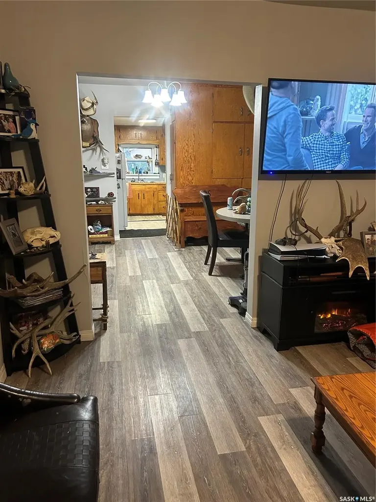 301 6th Street Alameda SK S0C 0A0