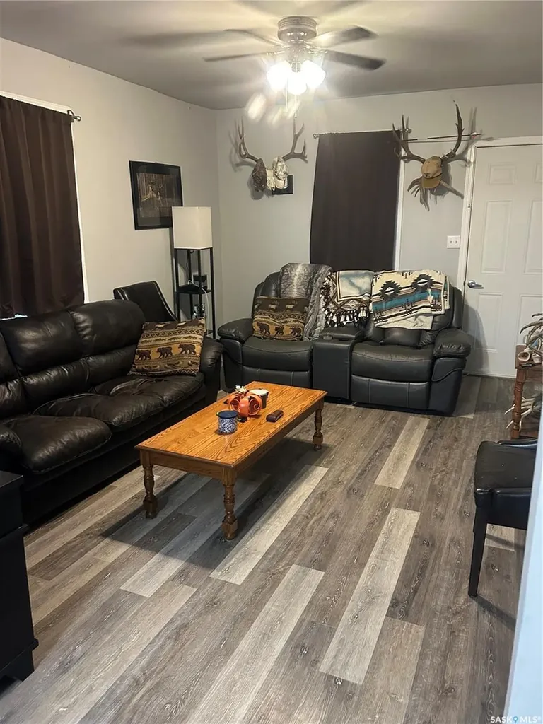 301 6th Street Alameda SK S0C 0A0