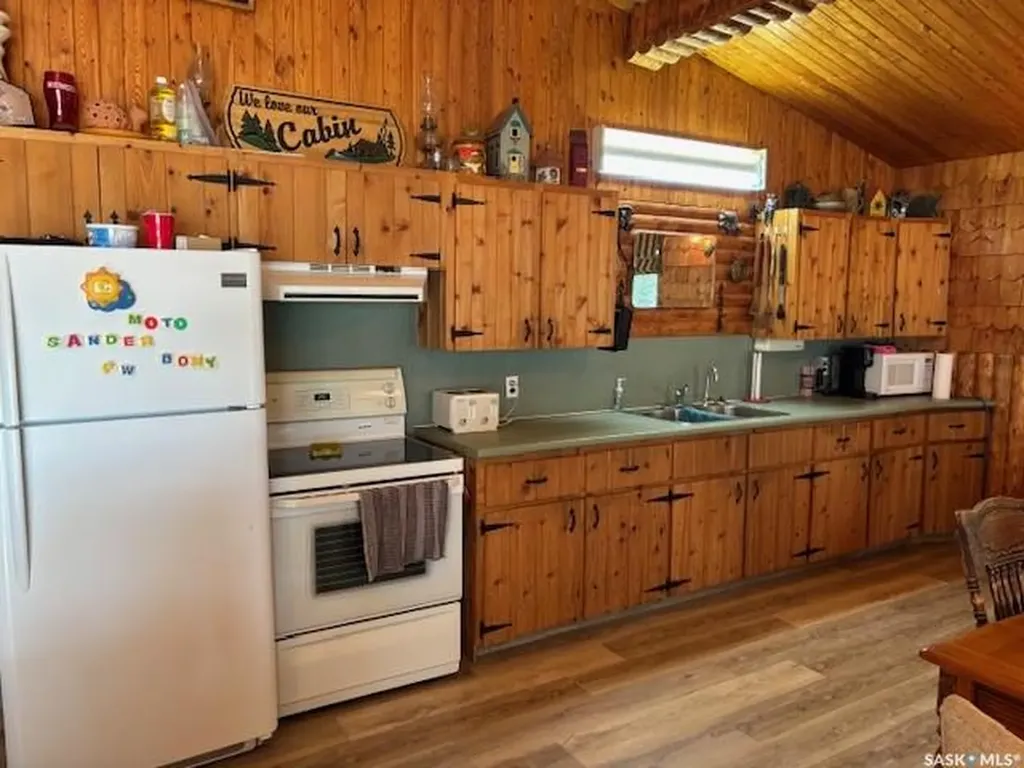 141 Oldroyd Drive Good Spirit Lake SK S0A 0L0