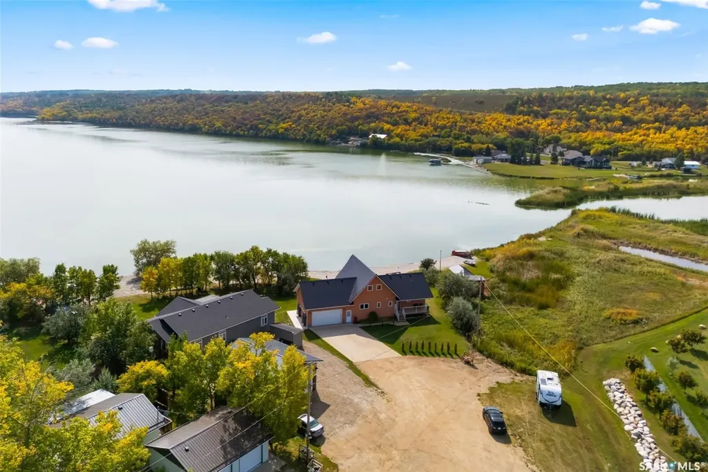 30 Larocque Estates Katepwa Beach SK S0G 1S0