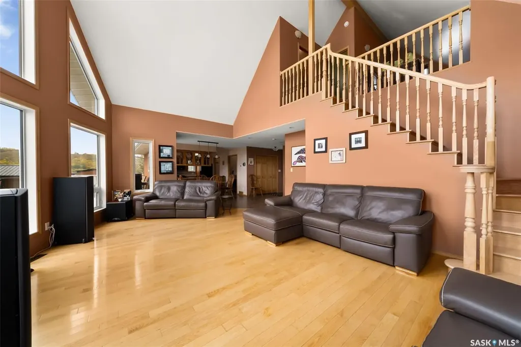 30 Larocque Estates Katepwa Beach SK S0G 1S0