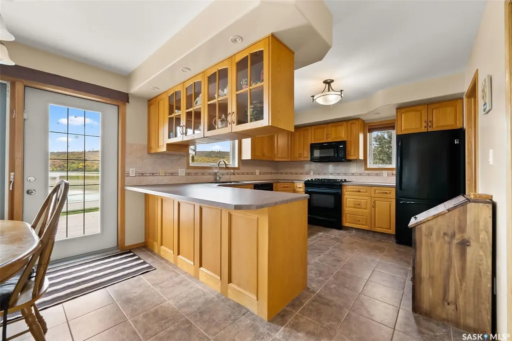 30 Larocque Estates Katepwa Beach SK S0G 1S0