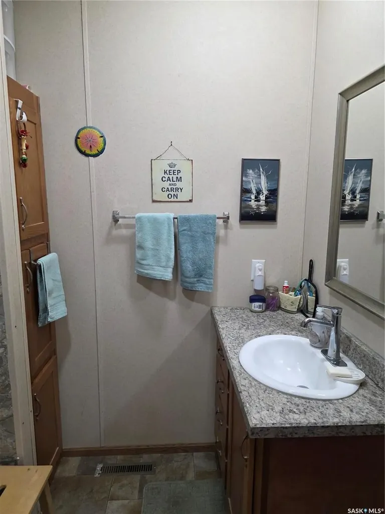 102 Herbert Street Hawarden SK S0H 1Y0