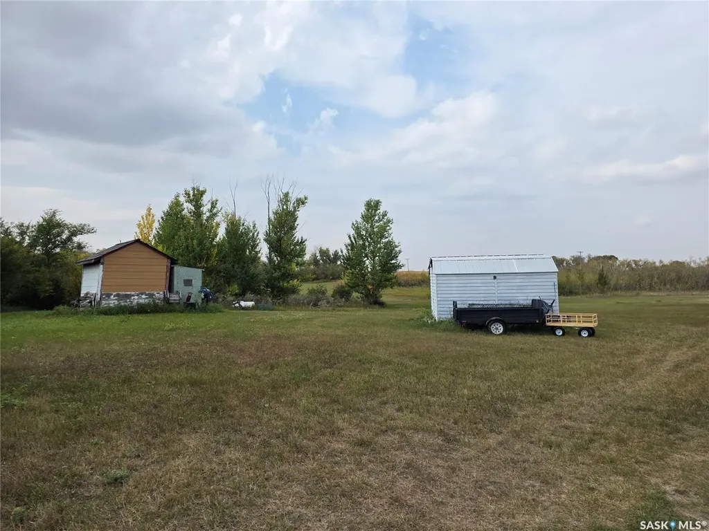 102 Herbert Street Hawarden SK S0H 1Y0