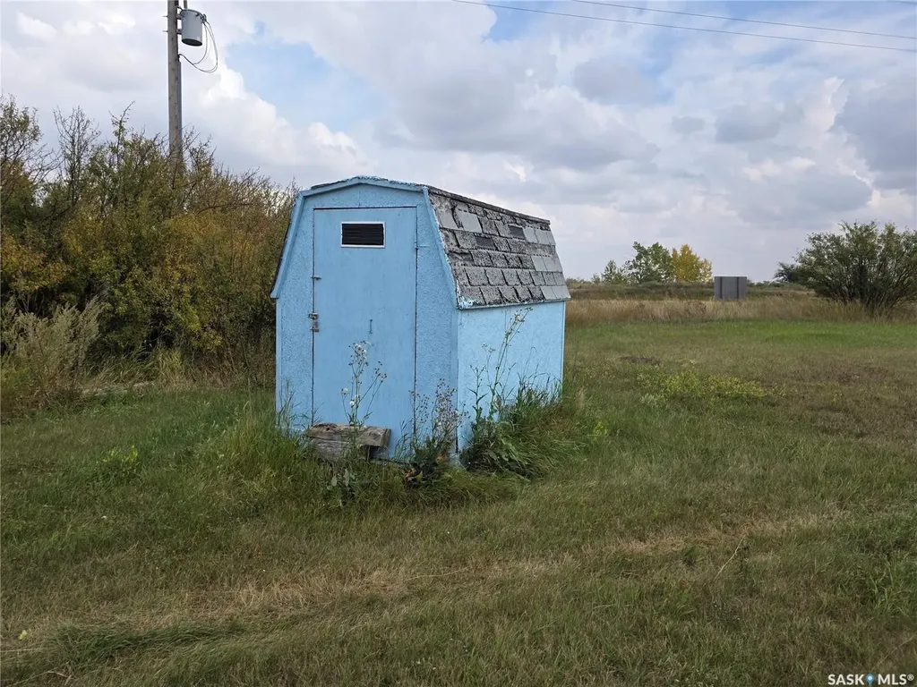 102 Herbert Street Hawarden SK S0H 1Y0