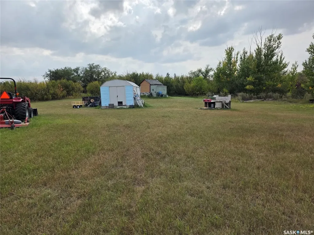 102 Herbert Street Hawarden SK S0H 1Y0