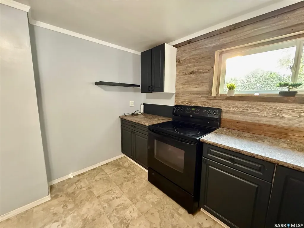 536 6th Street Humboldt SK S0K 2A0