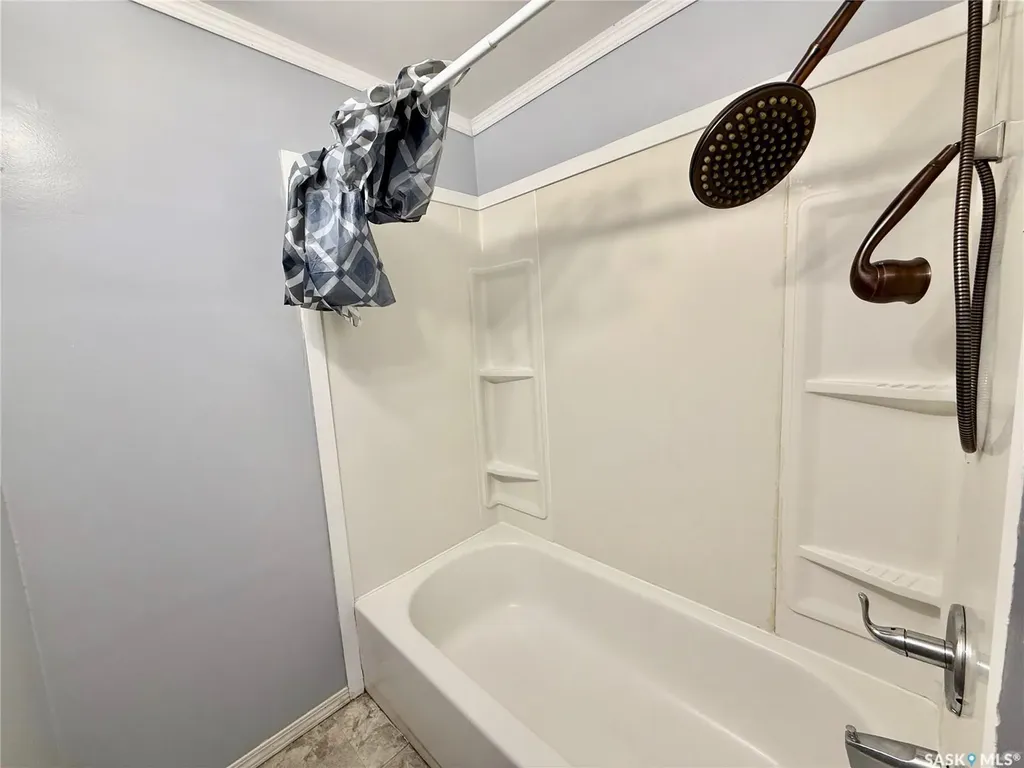 536 6th Street Humboldt SK S0K 2A0