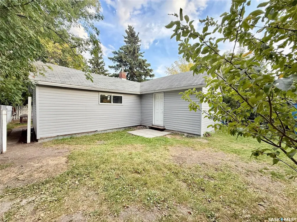 536 6th Street Humboldt SK S0K 2A0