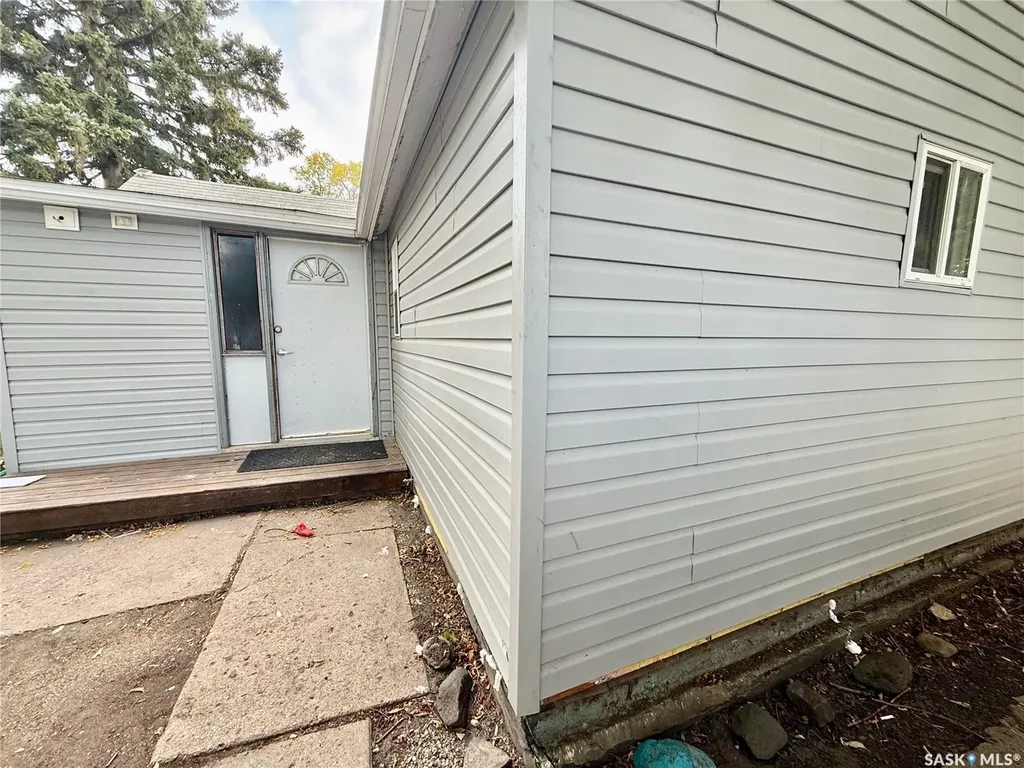 536 6th Street Humboldt SK S0K 2A0