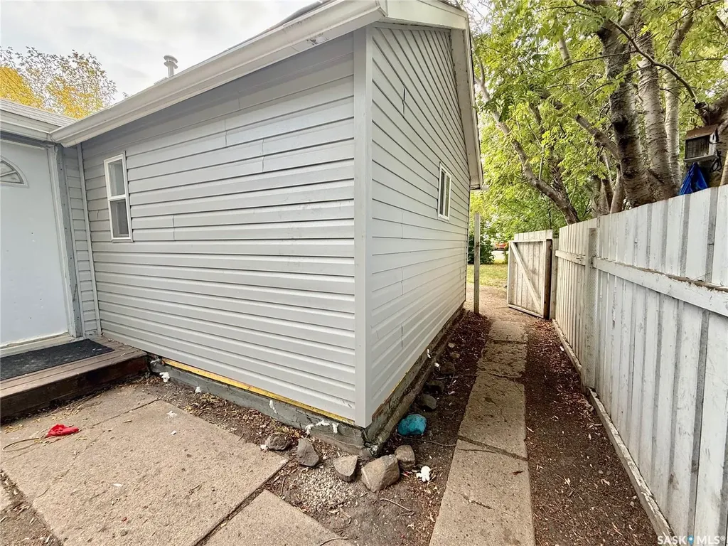 536 6th Street Humboldt SK S0K 2A0