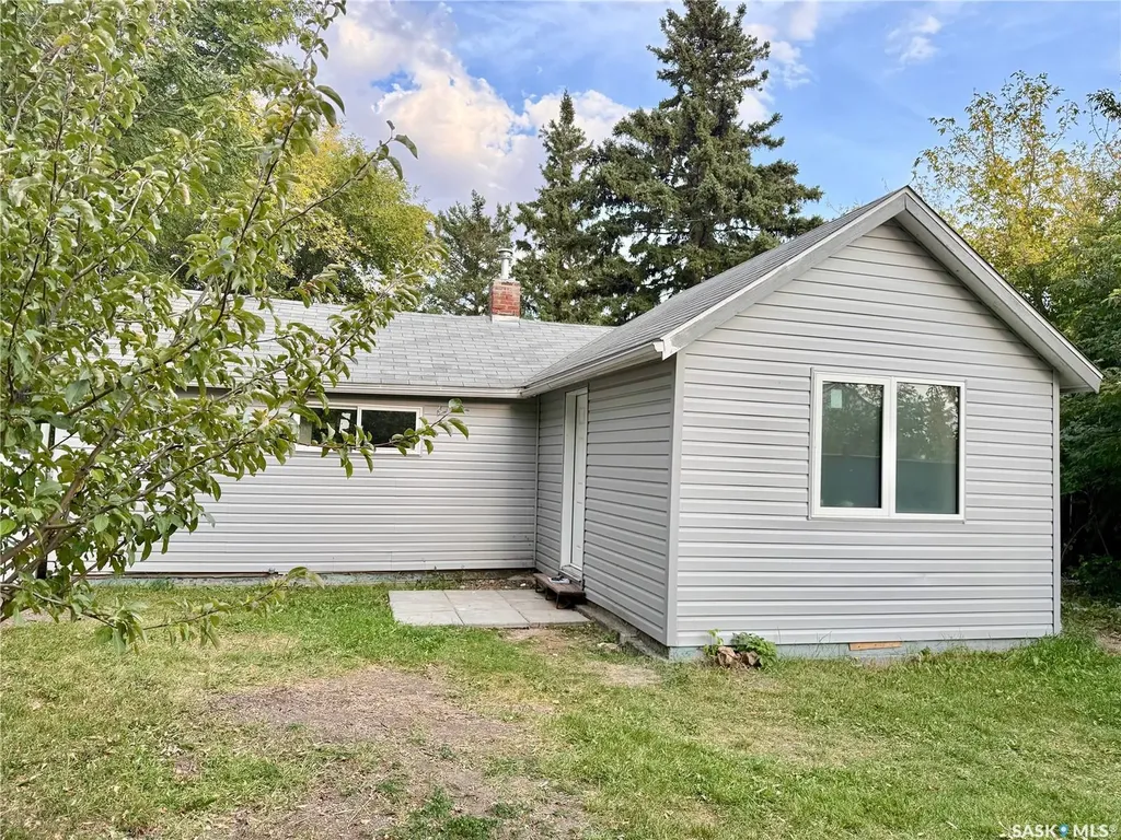 536 6th Street Humboldt SK S0K 2A0