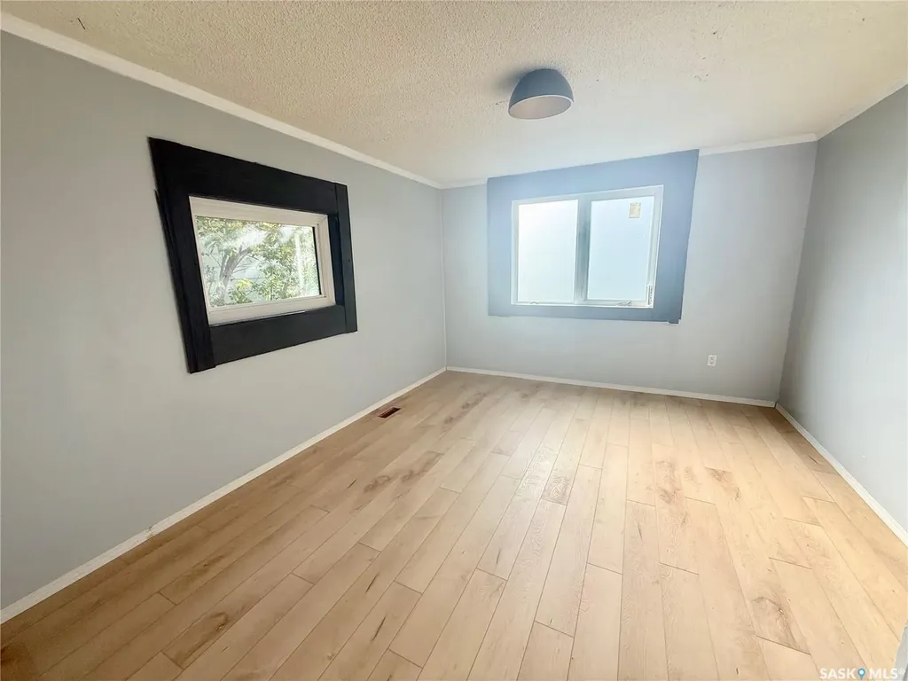 536 6th Street Humboldt SK S0K 2A0