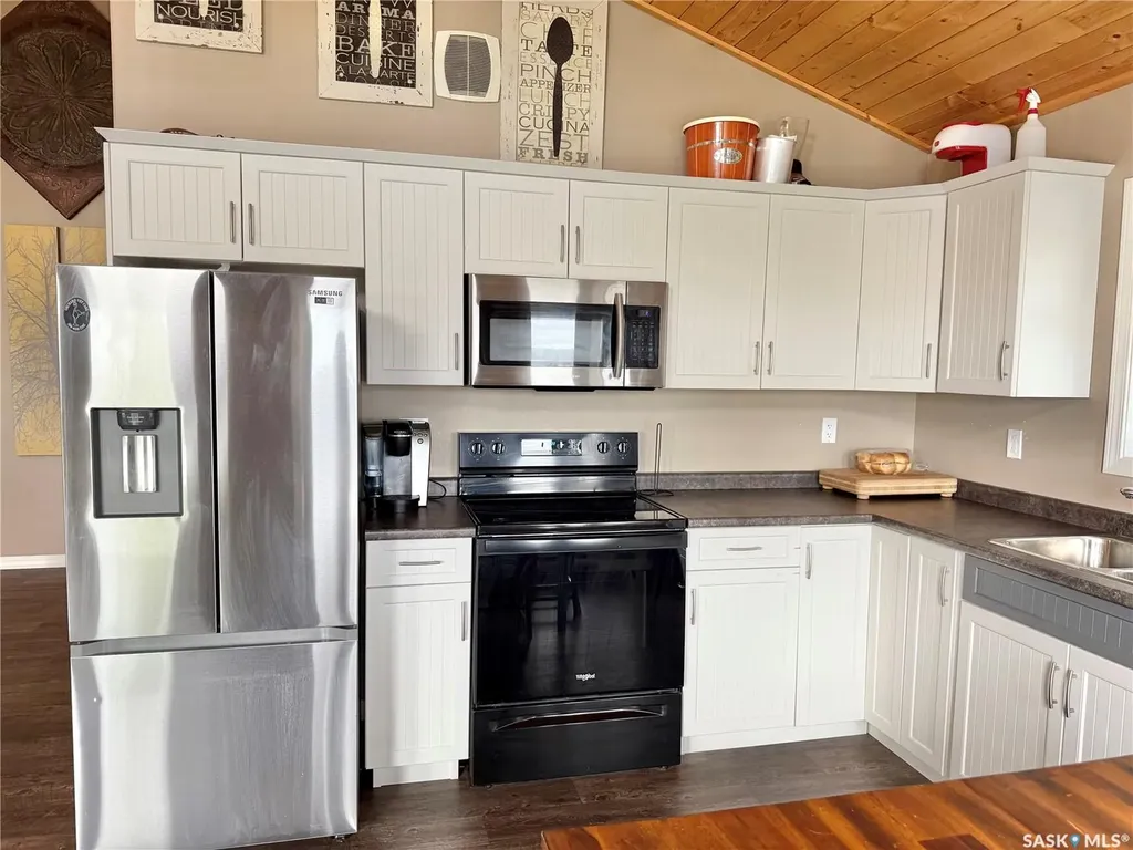 319 Ravine Road Big Shell SK S0J 2G0