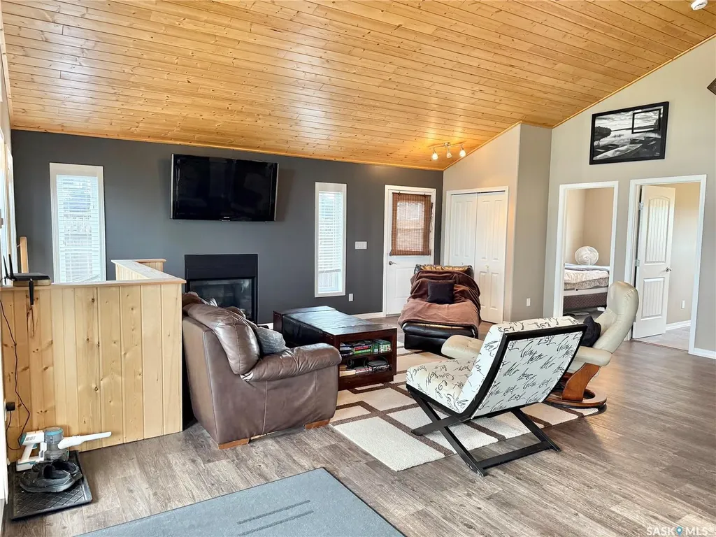 319 Ravine Road Big Shell SK S0J 2G0