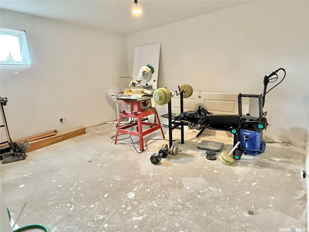 319 Ravine Road Big Shell SK S0J 2G0