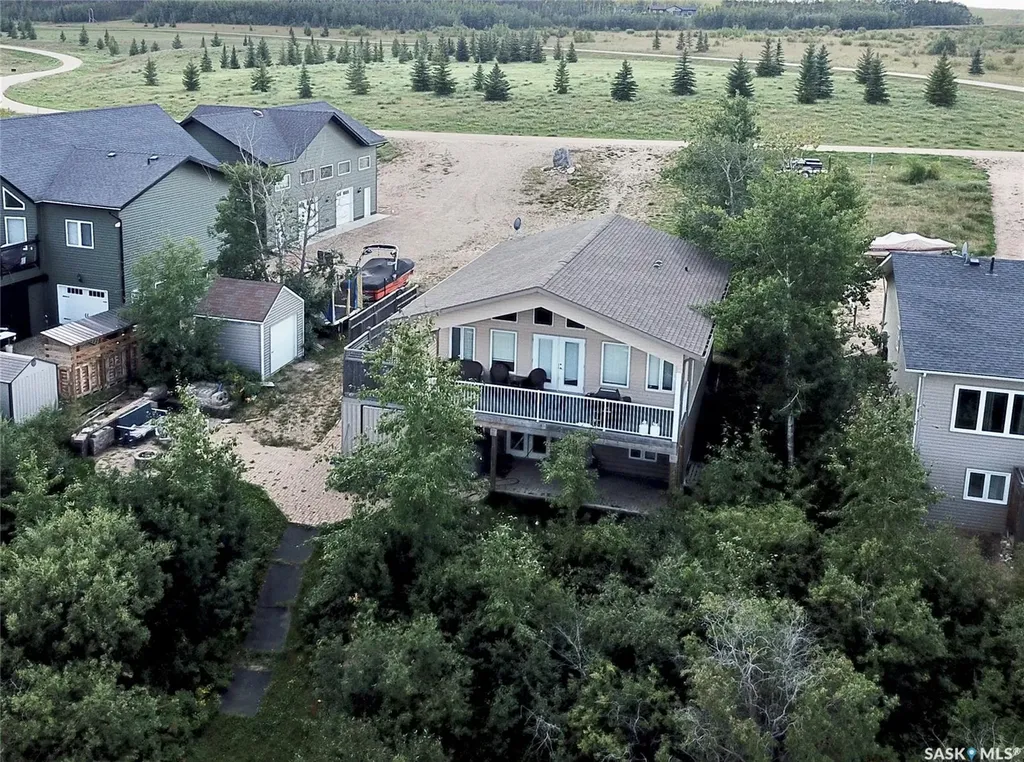 319 Ravine Road Big Shell SK S0J 2G0