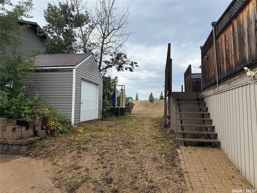 319 Ravine Road Big Shell SK S0J 2G0