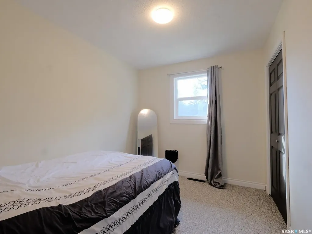 106 8th Avenue W Biggar SK S0K 0M0