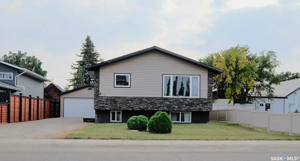 106 8th Avenue W Biggar SK S0K 0M0